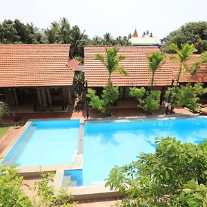 May Bungalow Муйне