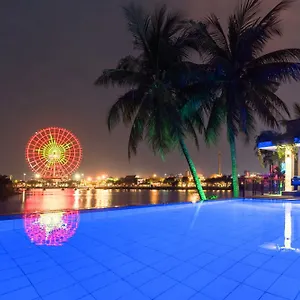 5* Resort The Blossom Island